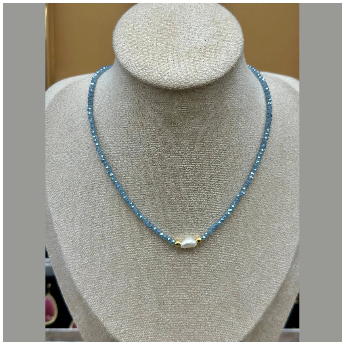 Lyv « ras du cou » Crystal necklace - Penelope Made This
