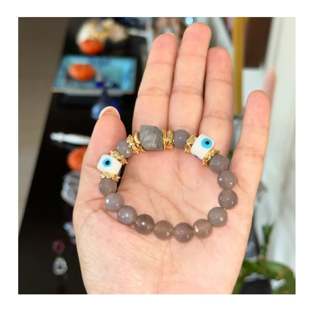 Astrea Labradorite Bracelet - Penelope Made This
