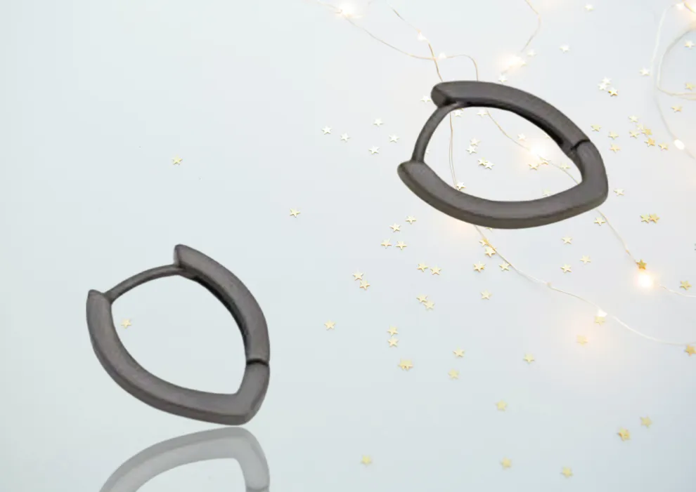 Bella Hypoallergenic Minimalist Earrings - Penelope Made This