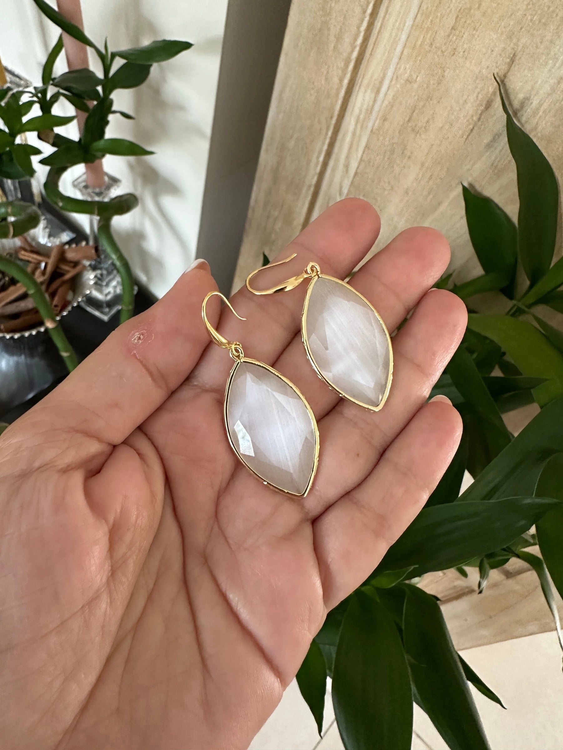 Hali Dangling Earrings - Penelope Made This