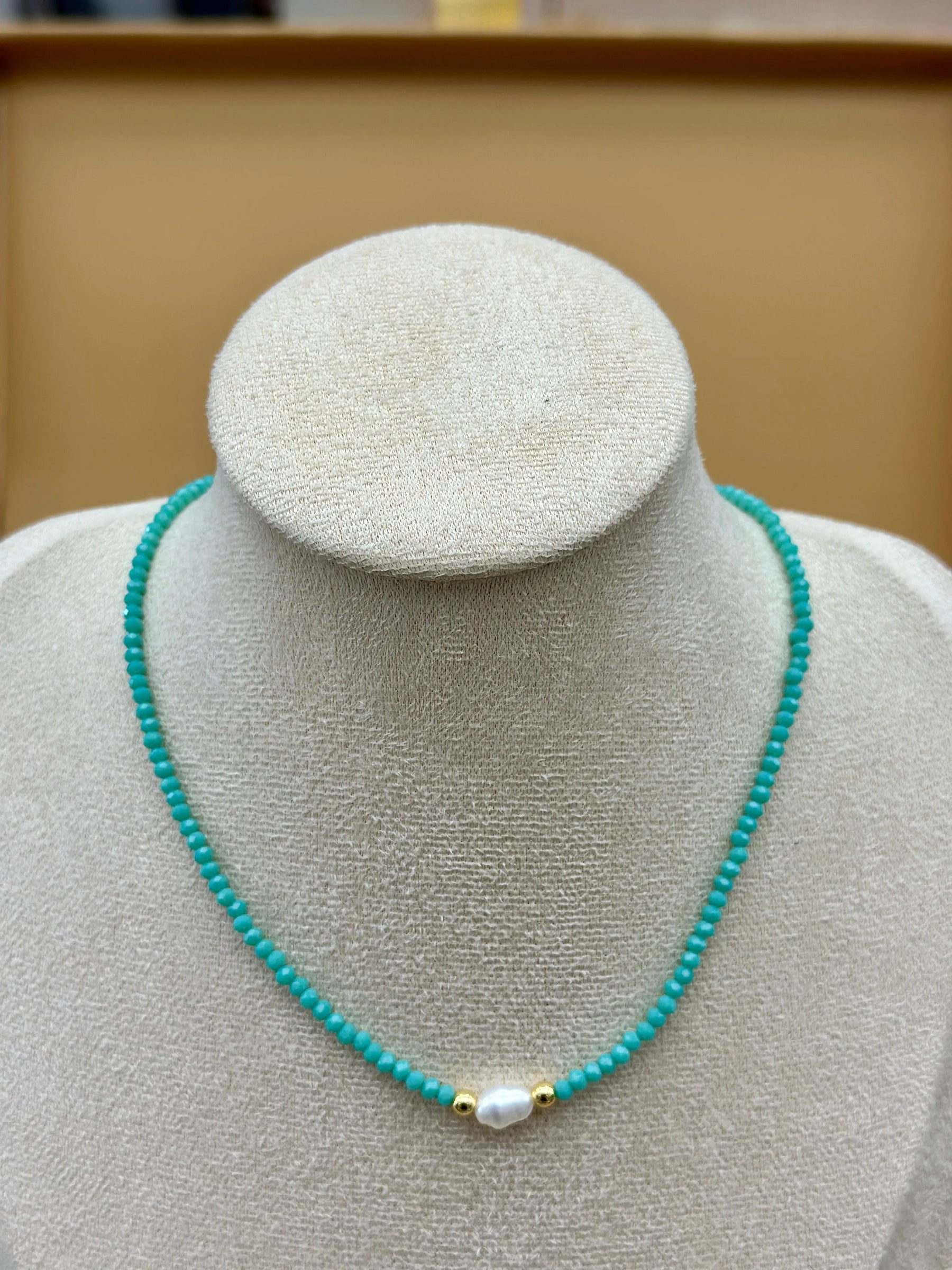 Lyv « ras du cou » Crystal necklace - Penelope Made This