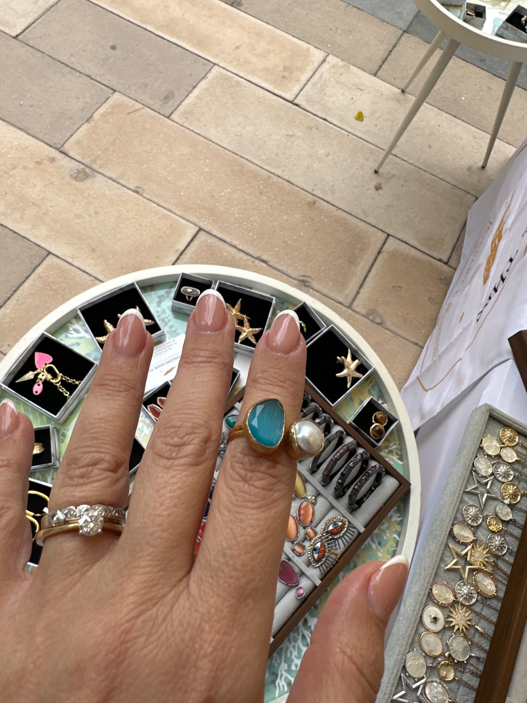 Aura Adjustable Onyx and Fresh Water Pearl Ring 18 K Gold Plated