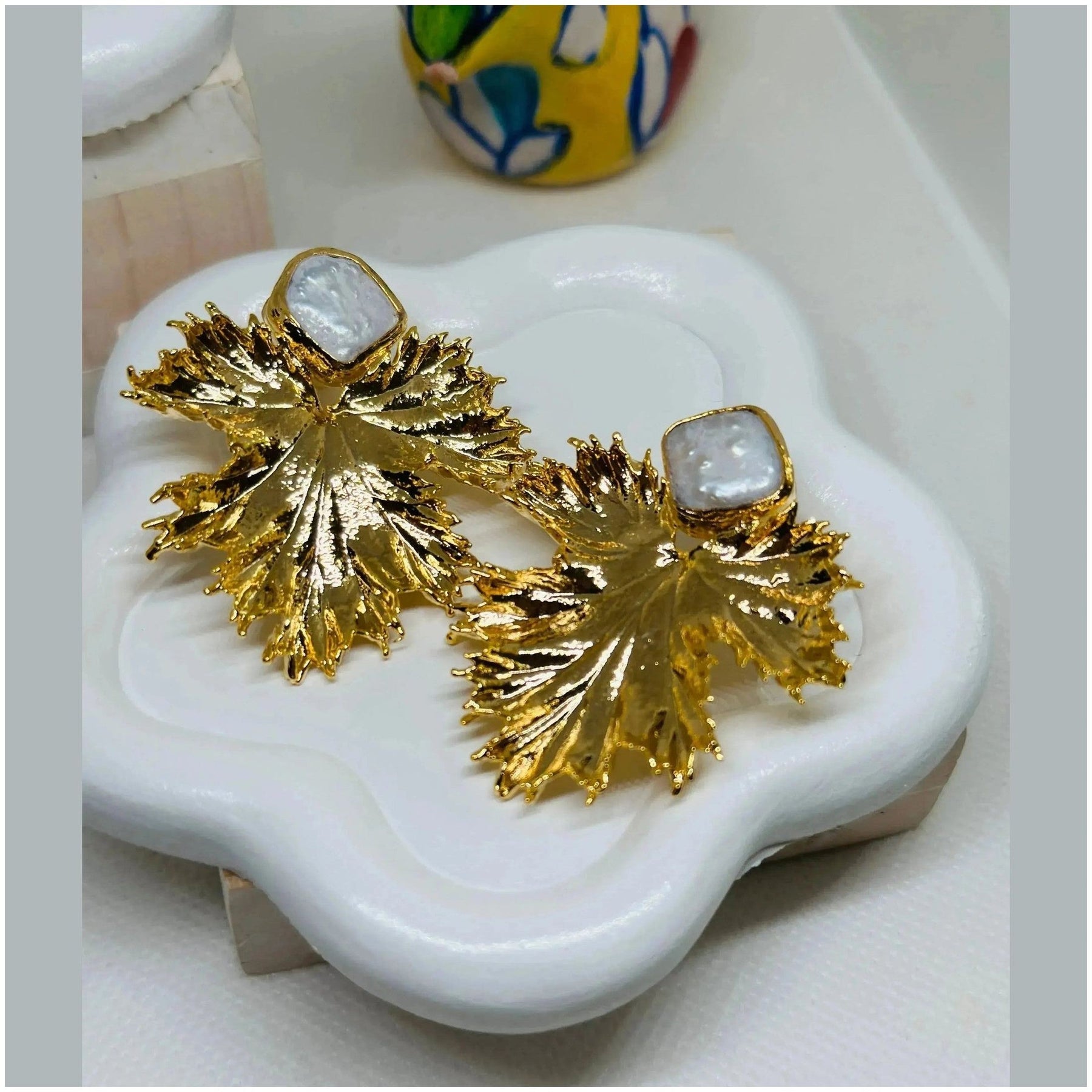 agatha-baroque-pearls-e-leaf-earrings-penelope-made-this-1 - Penelope Made This 