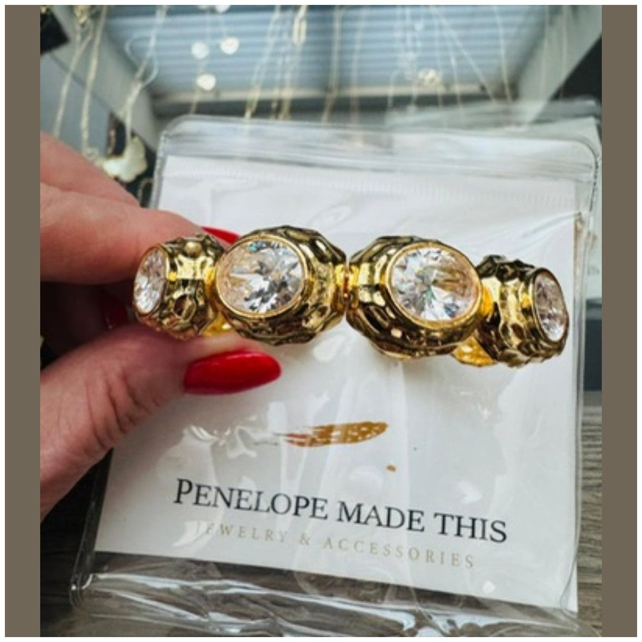 Anne 22K Cuff Bracelets | Gold Plated