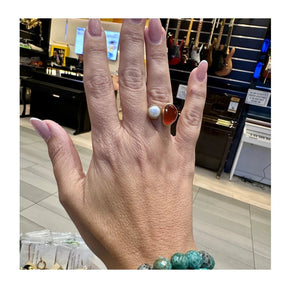 Aura Adjustable Onyx and Fresh Water Pearl Ring 18 K Gold Plated