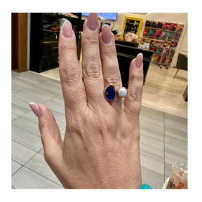 Aura Adjustable Onyx and Fresh Water Pearl Ring 18 K Gold Plated