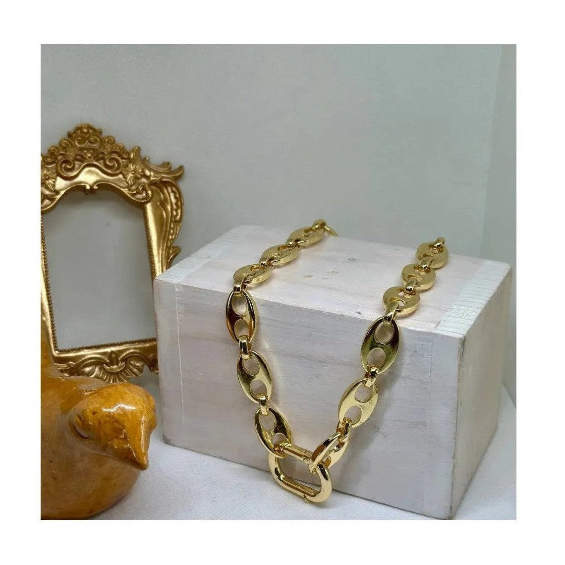 Gold-plated hollow oval link necklace with rectangular buckle clasp