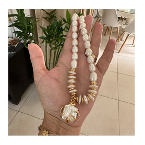 Hania Pearl Necklace - Penelope Made This 