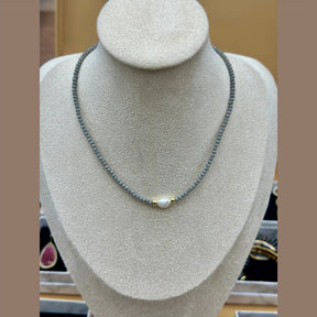 Lyv « ras du cou » Crystal necklace - Penelope Made This 
