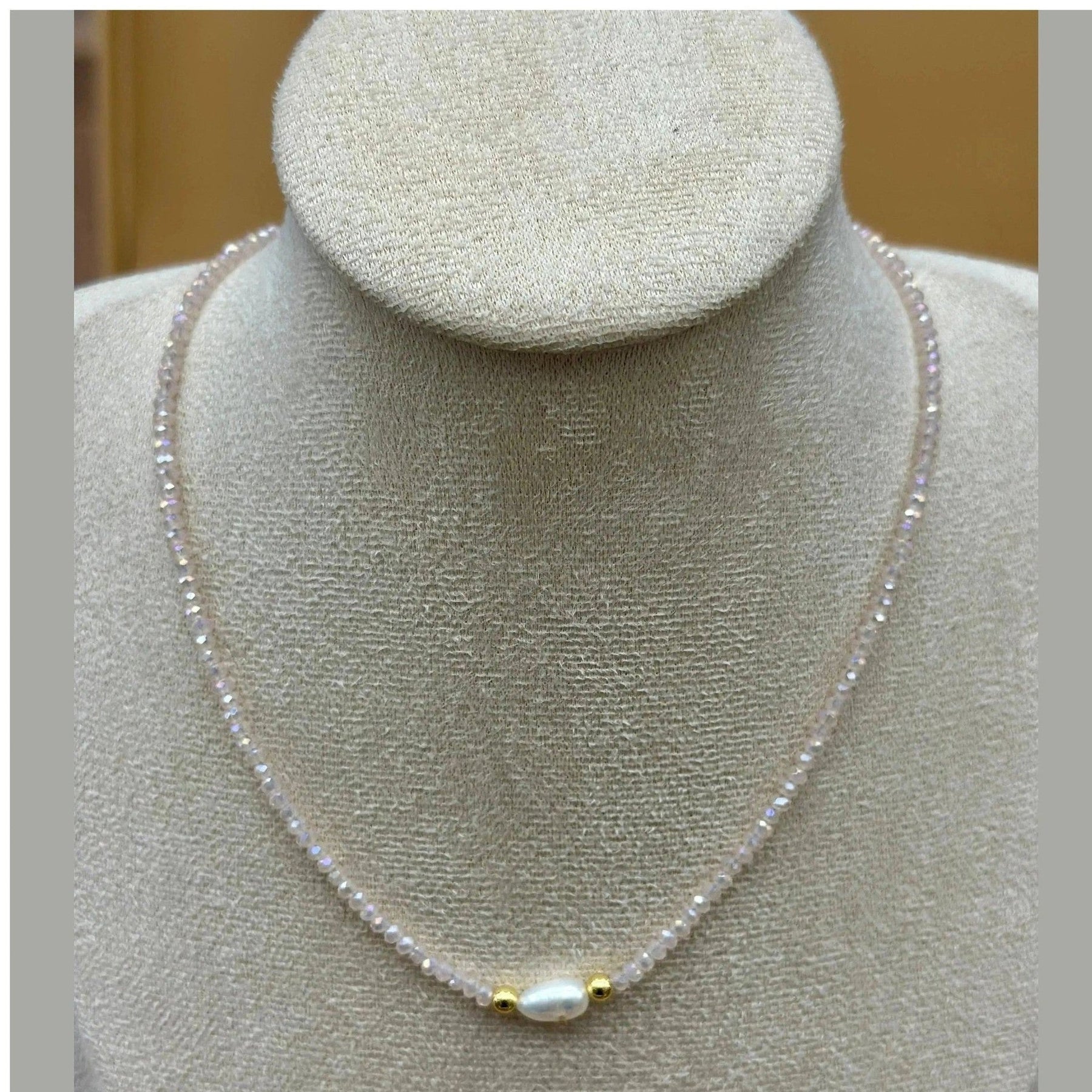Lyv « ras du cou » Crystal necklace - Penelope Made This 