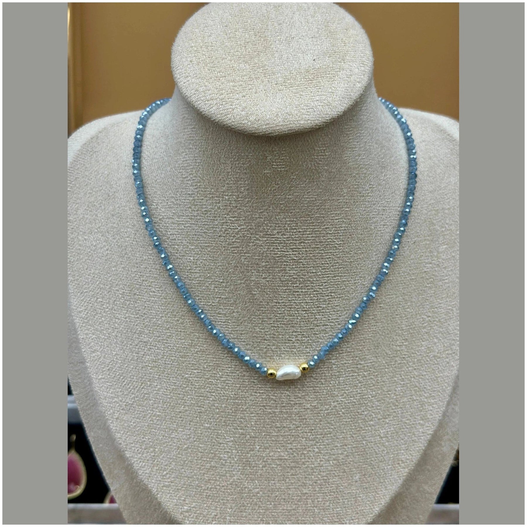 Lyv « ras du cou » Crystal necklace - Penelope Made This 