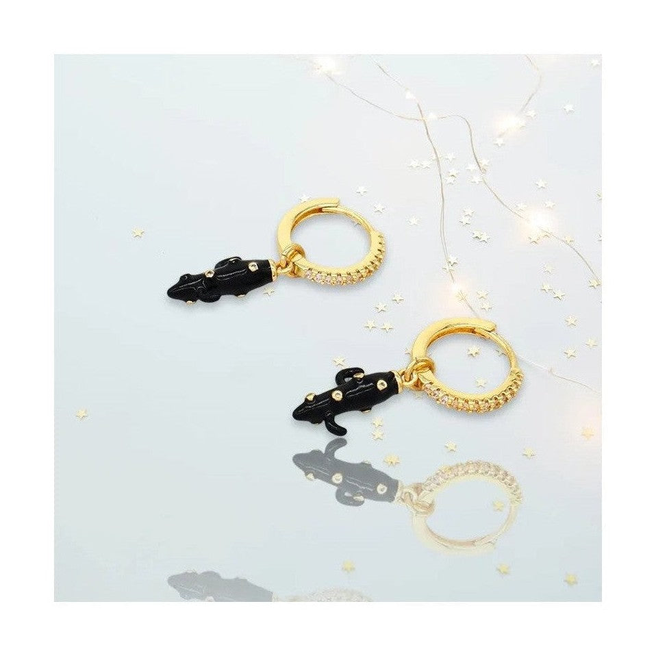 Black lizard charm gold hoop earrings with dot details