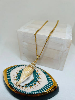 Anne Gold Plated Shell Pendant - Penelope Made This 