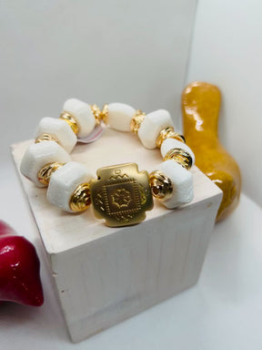 Chloe White Marble e Cross Gold Bracelet